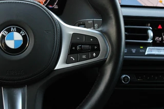 BMW 1 Serie BMW 1-serie 120i Business Edition Plus HEAD-UP LEDER KEYLESS - afbeelding nr 22