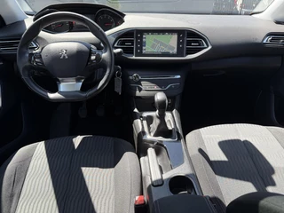 Peugeot 308 Peugeot 308 SW 1.2 PureTech Blue Lion 2e Eigenaar,Navi,Pano,110pk,Clima,Cruise,PDC,N.A.P,APK tot 10-2025 - afbeelding nr 11