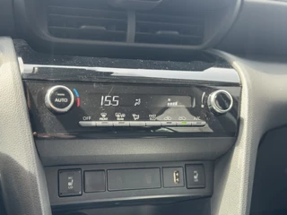 Toyota Yaris Cross Head up display, elektrische achterklep , All-in Rijklaarprijs - afbeelding nr 29