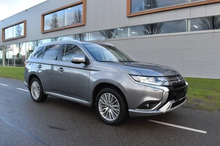 Mitsubishi Outlander Standkachel Navigatie Parkeer camera - afbeelding nr 2