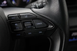 Toyota Yaris Toyota Yaris 1.5 Hybrid Dynamic | Camera | Adaptive cruise |  Carplay | Full LED | Keyless | Navigatie | Climate control | Bluetooth - afbeelding nr 13