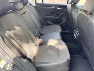 Volkswagen Tiguan Volkswagen TIGUAN 1.5 eTSI DSG Lane ass Drive pilot CarPlay 150 PK Keyless Camera Sfeerverlichting Life edition Direct leverbaar - afbeelding nr 24