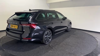 Škoda Octavia Škoda Octavia Combi 1.4 TSI RS iV PHEV Business | Panoramadak | Stoelverwarming - afbeelding nr 23