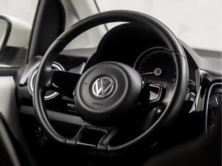 Volkswagen up! (5 DEURS, AIRCO, BLUETOOTH, SPORTSTOELEN, PARKEERSENSOREN, CRUISE, NIEUWE APK, NIEUWSTAAT) - afbeelding nr 16