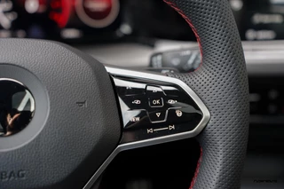 Volkswagen Golf Volkswagen Golf 8 GTI Clubsport | Pano | Matrix IQ | Alcantara | ACC | Rijdersauto Edition | Deep Black Pearl | Fabrieksgar. 2027 - afbeelding nr 52