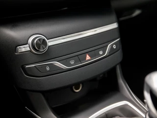 Peugeot 308 Peugeot 308 SW 1.2 PureTech Sport (PANORAMADAK, APPLE CARPLAY, GROOT NAVI, ADAPTIVE CRUISE, PARKEERSENSOREN, SPORTSTOELEN, GETINT GLAS, CRUISE, DAB+, NIEUWSTAAT) - afbeelding nr 24