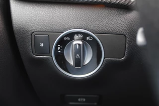 Mercedes-Benz B-Klasse Mercedes-Benz B-Klasse 180 Business Solution AMG Upgrade Edition / Camera / Navigatie / 18'' / Stoelverwarming / Cruise Control - afbeelding nr 27