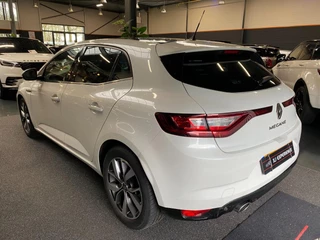 Renault Mégane Renault Mégane 1.2 TCe Bose NAVI HUD 132 PK - afbeelding nr 4