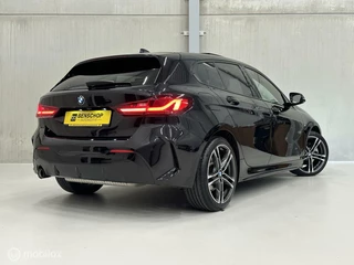 BMW 1 Serie BMW 1-serie 118i M Sport Pano Navi Vitrual Carplay Camera LED Sfeer - afbeelding nr 2