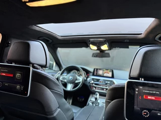 BMW 5 Serie BMW 5-serie M550i xDrive M-Pakket|Pano|Softclose|B&W|Alcantara|360|Leder - afbeelding nr 54