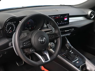 Alfa Romeo Tonale Alfa Romeo Tonale 1.5 MHEV 160 PK Turbo Veloce | Leder | Winter | 360Camera | 19