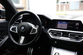 BMW 3 Serie BMW 3 Serie 318i M-Sport Automaat NAP/Schuifdak/19inch/Cam/Sfeerverl - afbeelding nr 22