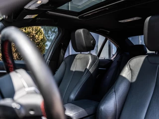 BMW 3 Serie BMW 3-serie 330e Centennial High Executive|PANO|M-SPORT|18'' - afbeelding nr 38