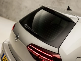 Volkswagen Golf Volkswagen Golf 1.0 TSI Sportline (APPLE CARPLAY, GROOT NAVI, CLIMATE, STOELVERWARMING, DYNAMISCHE KNIPPERLICHTEN, MASSAGE, ALCANTARA, ADAPTIVE CRUISE, PARKEERSENSOREN, GETINT GLAS, LM VELGEN, NIEUWSTAAT) - afbeelding nr 34