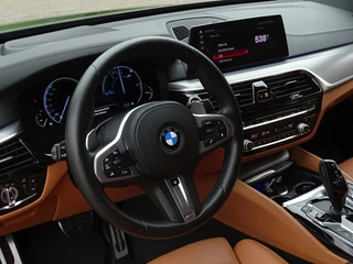 BMW 6 Serie BMW 6 Serie Gran Turismo 640i xD 340PK+ High Exec. M-pakket / 2019 / LED - afbeelding nr 16
