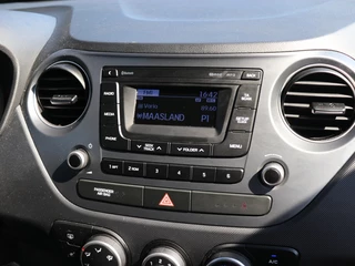 Hyundai i10 Hyundai i10 1.2i I Airco I Stoelverwarming I Cruise Control - afbeelding nr 9