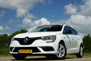 Renault Mégane Estate Renault Mégane Estate 1.3 TCe 140pk Limited - Blanc Glacier - 158dkm - Keurig - afbeelding nr 2