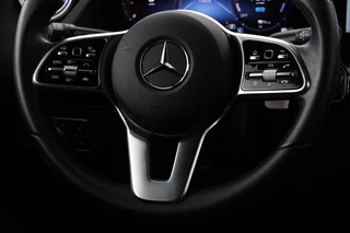 Mercedes-Benz GLA Mercedes-Benz GLA-klasse 250e Business Solution Luxury Limited | Panoramadak | Adaptive cruise | Trekhaak | Leder | Stoelverwarming | Matrix LED | Memory | Camera | Navigatie | Park Assist | Sfeerverlichting - afbeelding nr 9