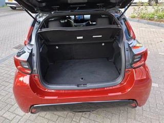 Toyota Yaris Toyota Yaris 1.5 Hyb. Executive - afbeelding nr 16