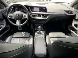 BMW 1 Serie BMW 1 Serie 118i Exe H/K, Pano, Stoelver, M-sport - afbeelding nr 3