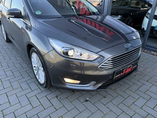 Ford Focus Ford Focus Wagon 1.0 Titanium Navi Xenon Trekhaak Clima Stoelverw - afbeelding nr 30