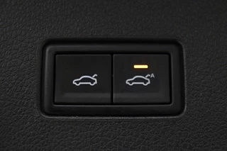 Volkswagen Passat Volkswagen Passat 1.4 TSI PHEV GTE | Head-Up | Stoelverwarming | 360 camera | Trekhaak | Keyless | Carplay | Dynamic Chassis Control | Full LED | Massage | Navigatie | Active Info Display - afbeelding nr 12