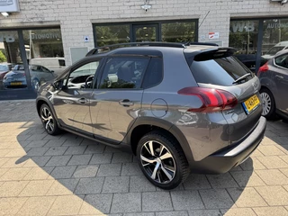 Peugeot 2008 Peugeot 2008 1.2 PureTech Gt-Line Automaat Pano Leer - afbeelding nr 5