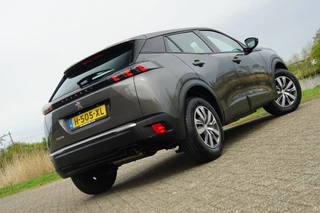 Peugeot 2008 Peugeot 2008 1.2 PureTech Active Pack - Gris Platinium - Carplay/Nav/Cruise - afbeelding nr 12