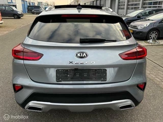 Kia XCeed Kia XCeed 1.6 GDi PHEV ExecutiveLine 55 km volledig elect rijden / Hybride , Panorama Dak, 18 inch velgen , electr. stoelen , electr. kofferklep , Lane assist , Dodehoek assistent  , lage km stand , fab. garantie - afbeelding nr 4