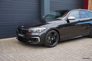 BMW 1 Serie BMW 1-serie M140i LCI2 | Navi Pro | Camera | HK | Stuurverwarming | Alcantara | Adaptief onderstel | 5-deurs - afbeelding nr 43