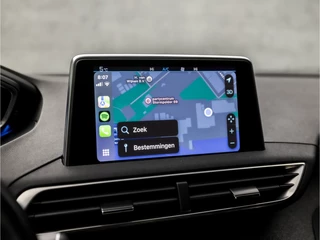 Peugeot 5008 (PANORAMADAK, APPLE CARPLAY, GROOT NAVI, 360 CAMERA, LEDER, KEYLESS, SPORTSTOELEN, ZWART HEMEL, TREKHAAK, GETINT GLAS, LED KOPLAMPEN, NIEUWSTAAT) - afbeelding nr 27