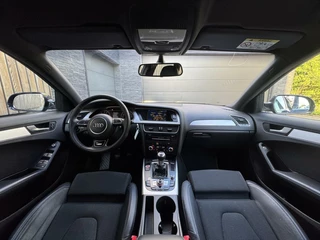 Audi A4 Audi A4 Avant 1.8 TFSI S-line Navigatiesysteem MMI+ | Cruise control | Climate control | Zonneschermen achter | 18 inch lichtmetalen velgen | Xenon verlichting | Parkeersensoren achter - afbeelding nr 3