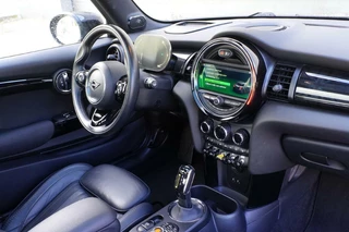 MINI Electric Mini Cooper S Electric Yours 33 kWh / Dealerauto / PANO / Harman Kardon / Camera / Stoelvw / Head up - afbeelding nr 22