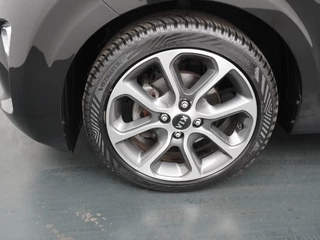 Kia Picanto Kia Picanto 1.0 CVVT Design Edition - Navigatie - Camera - Climate control - Cruise control - 16 inch LM velgen - 12 maanden garantie - afbeelding nr 16