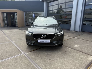 Volvo XC60 Volvo XC60 B5 AWD Mom. Pro | Lederen bekleding | Stoelverwarming - afbeelding nr 2