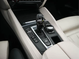 BMW X6 BMW X6 xDrive50i High-Executive M-Sportpack Aut. *PANO | HEAD-UP | TWO-COLOUR-LUXURYLEATHER | FULL-LED | MEMORY-PACK | HARMAN/KARDON-SOUNDSYSTEM |  | BLIND-SPOT | KEYLESS | CAMERA | COMFORT-SEATS | SOFT-CLOSE | 20''ALU* - afbeelding nr 12