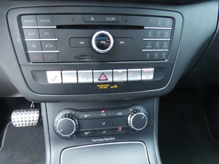 Mercedes-Benz B-Klasse Mercedes-Benz B-Klasse 200 AMG Edition Automaat,Pano,Led,Dodehoek - afbeelding nr 14