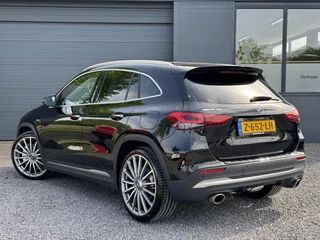 Mercedes-Benz GLA Mercedes-Benz GLA-klasse AMG 35 4MATIC 1e Eigenaar,Burmester Soundsystem,Panoramadak,Trekhaak,Kuipstoelen,Ambient Lighting,Vol Optie,APK tot 04-2026 - afbeelding nr 4