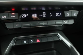 Audi A3 Audi A3 30 TFSI Business Edition | Virtual Cockpit |  Sportstoelen | Carplay | Climate control | Full LED | Cruise control | PDC | Navigatie - afbeelding nr 12