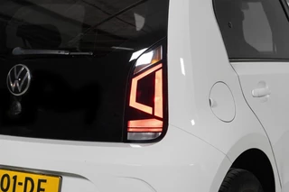 Volkswagen up! Volkswagen Up! 1.0 BMT move up! 5drs | NL | Airco | Rijklaar - afbeelding nr 11