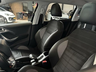Peugeot 2008 Peugeot 2008 1.2 110 pk Allure | Pano | Clima | Cruise | CarPlay | Stoelverw. | PDC | 16