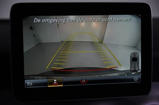 Mercedes-Benz GLA Mercedes-Benz GLA 180 AMG Line *Navigatie*Camera*2x AMG* - afbeelding nr 5