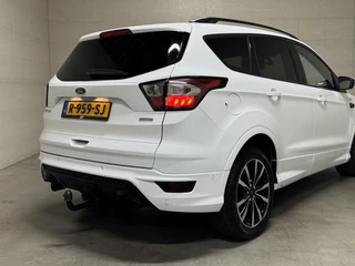 Ford Kuga Ford Kuga 1.5 EcoBoost ST Line Winterpakket Navi Cruise Trekh. - afbeelding nr 54