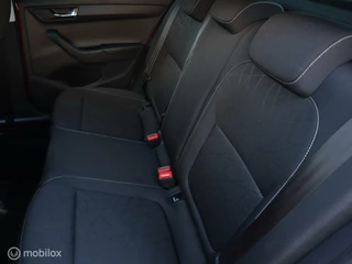 Škoda Fabia Skoda Fabia 5Drs TSI 95 PK Zwart Dak Navigatie Stoelverw DonkerGlas Parkeersensor Cruise - afbeelding nr 27