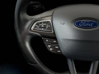 Ford Focus Ford Focus Wagon 1.0 ST-Line 140pk - Magnetic - N.a.v./Cruise/Clima - afbeelding nr 15