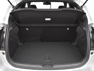 Toyota Yaris Toyota Yaris 1.5 Hybrid 130 Executive | Stuur en Stoelverwarming | PDC V+A | - afbeelding nr 15