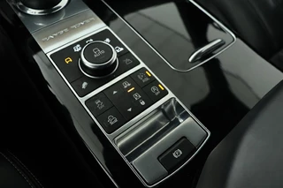 Land Rover Range Rover Land Rover Range Rover 3.0 TDV6 Autobiography | Panoramadak | Massage | 360 camera | Stoelventilatie | Xenon | Meridian Sound | Keyless | Navigatie - afbeelding nr 18