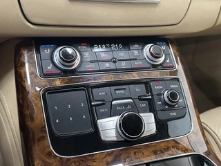 Audi S8 Audi S8 4.0 TFSI A8 plus quattro*605PK*ACC*CERAMIC*HUD*B&O - afbeelding nr 19
