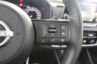 Nissan QASHQAI Nissan QASHQAI 1.3 MHEV X Acenta Panoramadak / automaat / 19