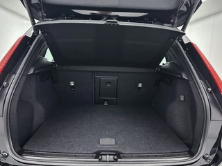 Volvo XC40 Volvo XC40 1.5 T5 Plus Dark - afbeelding nr 13